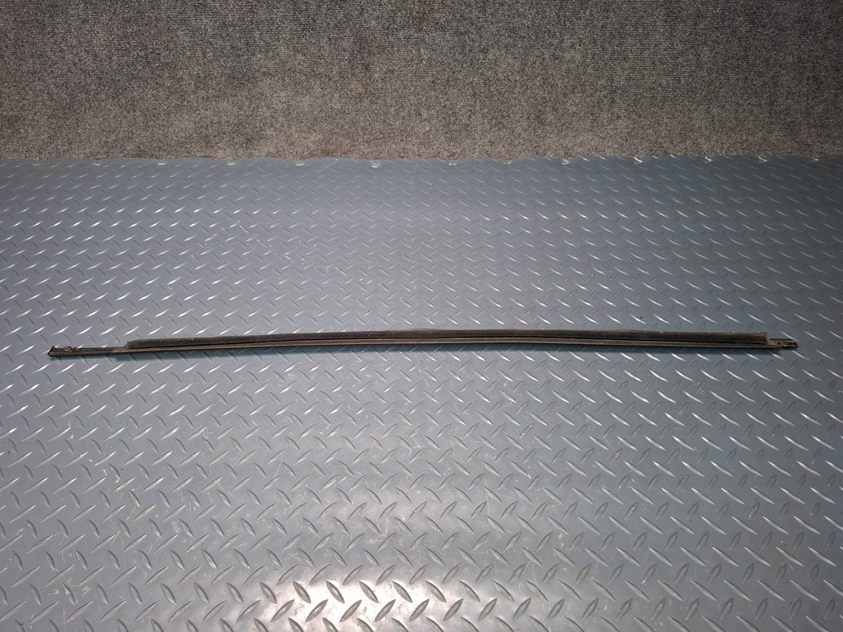 1998-2007 Lexus UZJ100L LX470 Door Window Weatherstrip Rubber Seal Molding Set