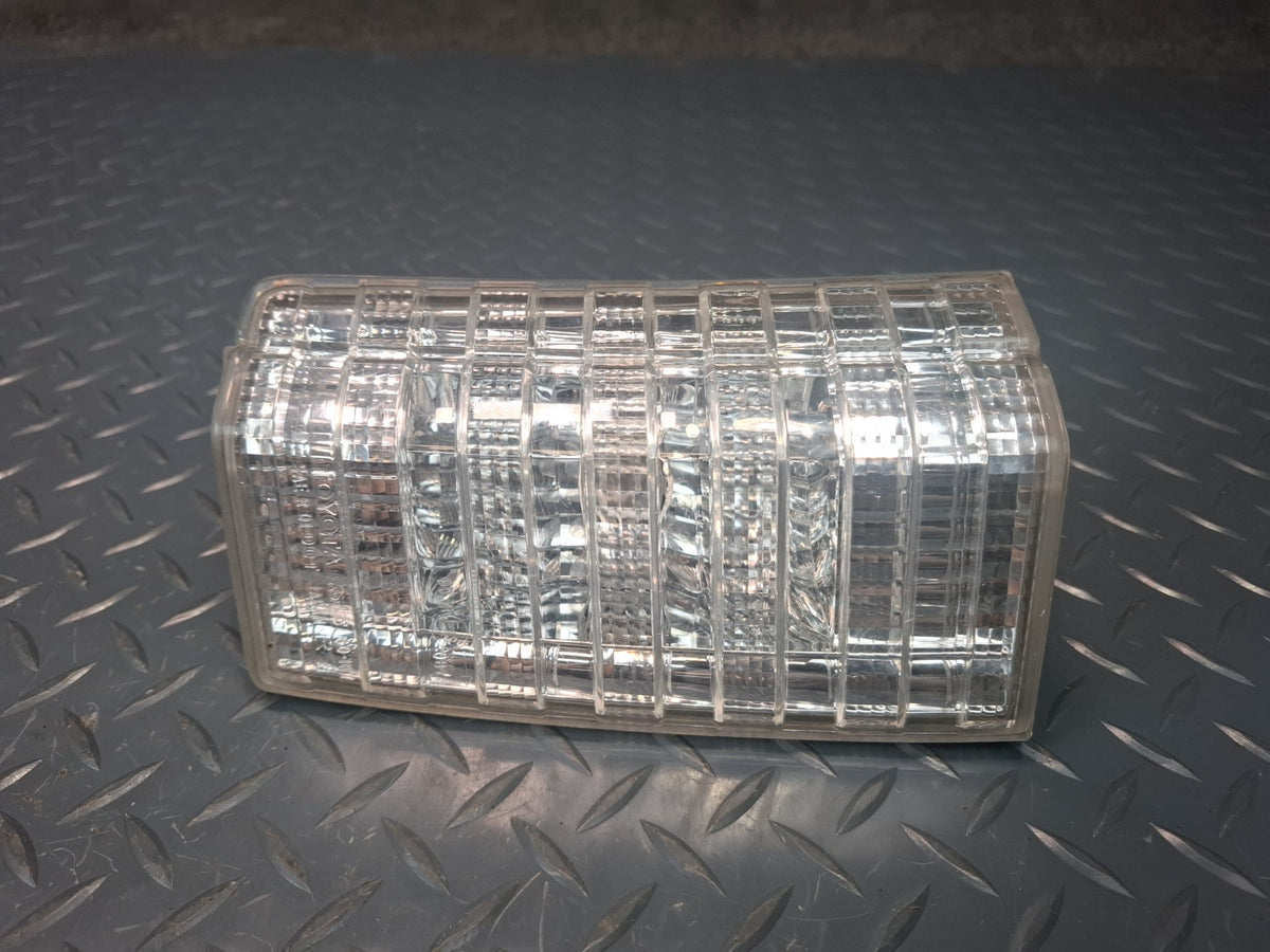 2003-2007 Lexus UZJ100L LX470 Rear Back UP Reverse Light Lamp Set of 2