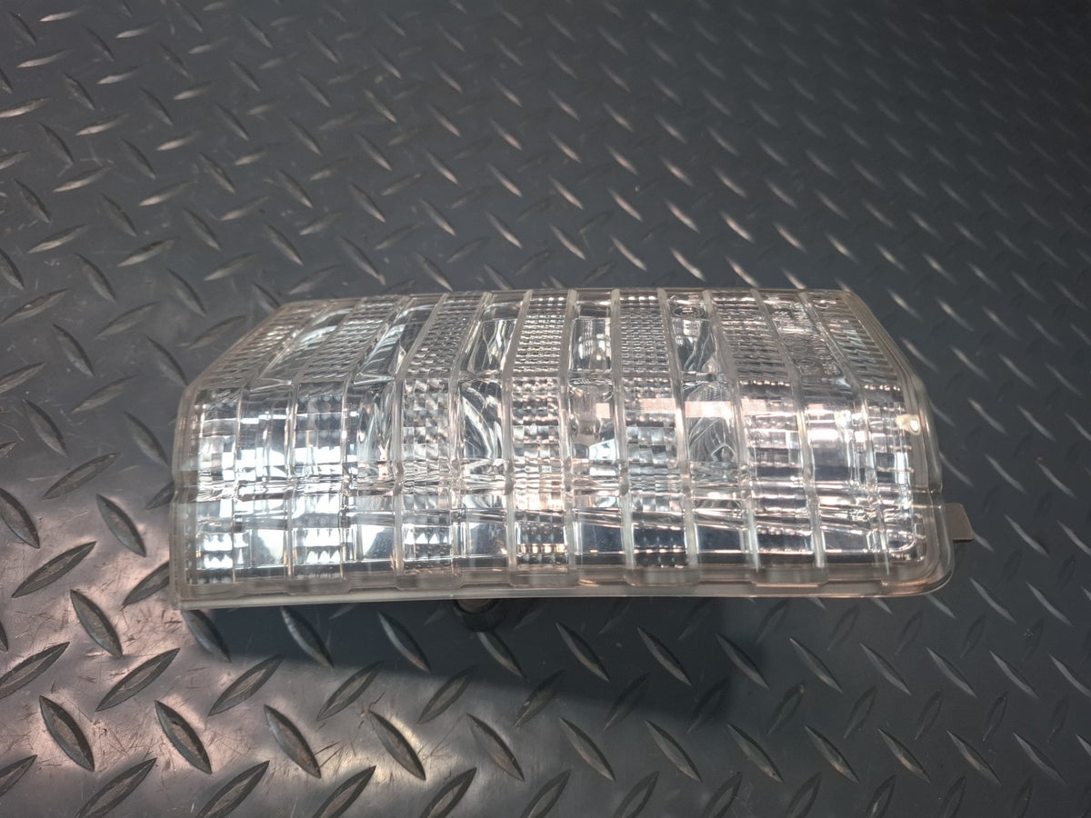 2003-2007 Lexus UZJ100L LX470 Rear Back UP Reverse Light Lamp Set of 2
