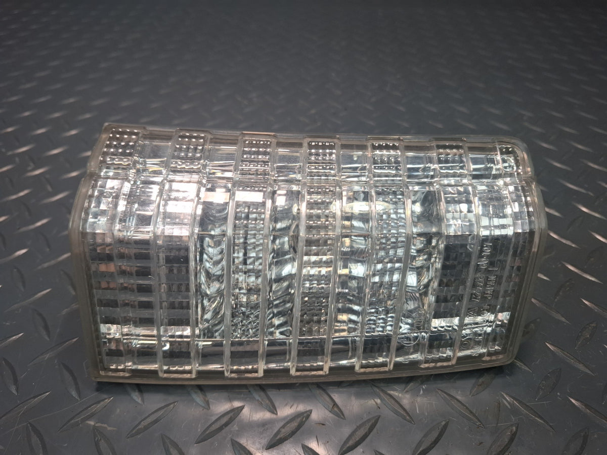 2003-2007 Lexus UZJ100L LX470 Rear Back UP Reverse Light Lamp Set of 2