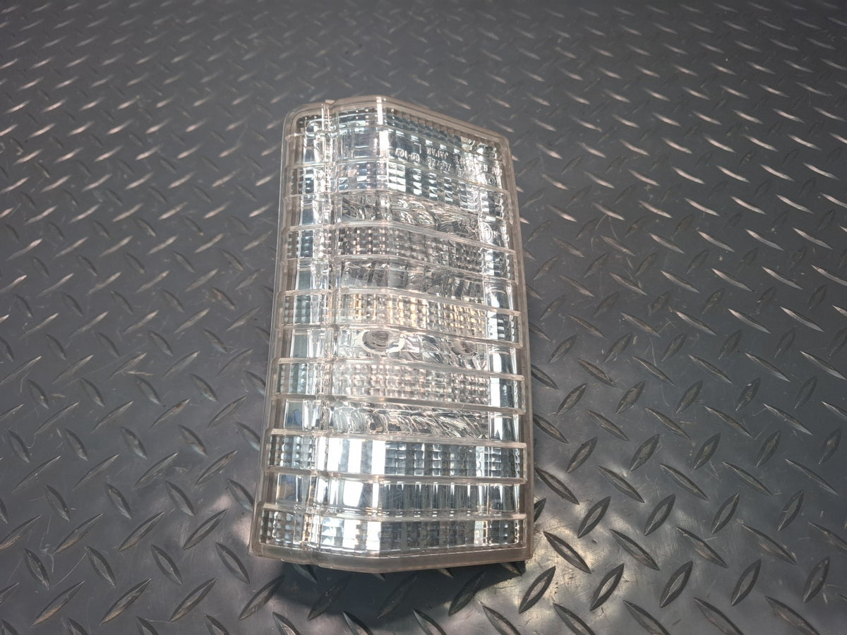 2003-2007 Lexus UZJ100L LX470 Rear Back UP Reverse Light Lamp Set of 2