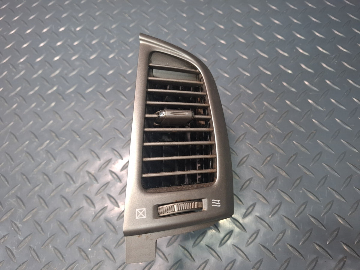 2003-2007 Lexus UZJ100L LX470 Dash Center Left & Right A/C Air Vent Grille Set
