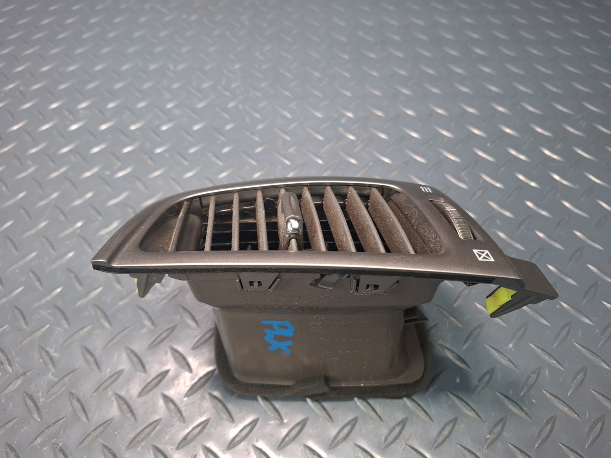 2003-2007 Lexus UZJ100L LX470 Dash Center Left & Right A/C Air Vent Grille Set
