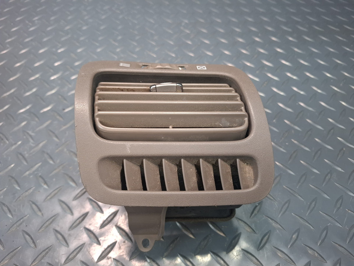 2003-2007 Lexus UZJ100L LX470 Front Dash Left & Right A/C Air Vent Grille Set