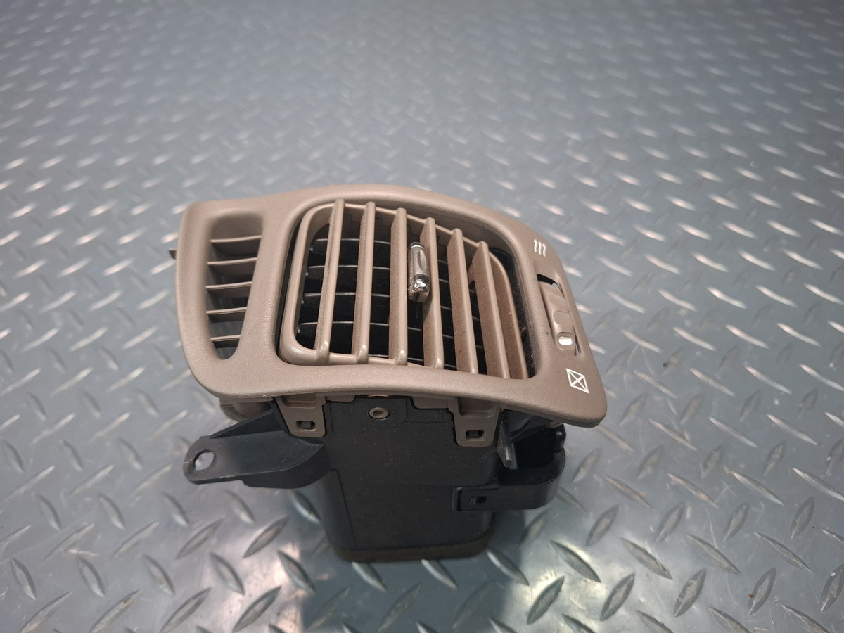 2003-2007 Lexus UZJ100L LX470 Front Dash Left & Right A/C Air Vent Grille Set