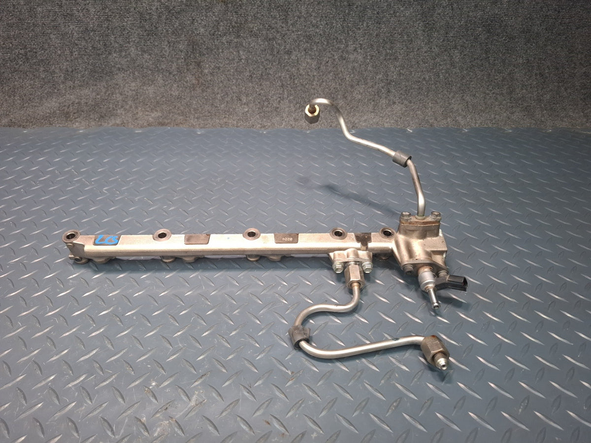 08-12 Lexus LS600HL 2URFSE Engine Motor Fuel Delivery Pipe Rail Line Set OEM