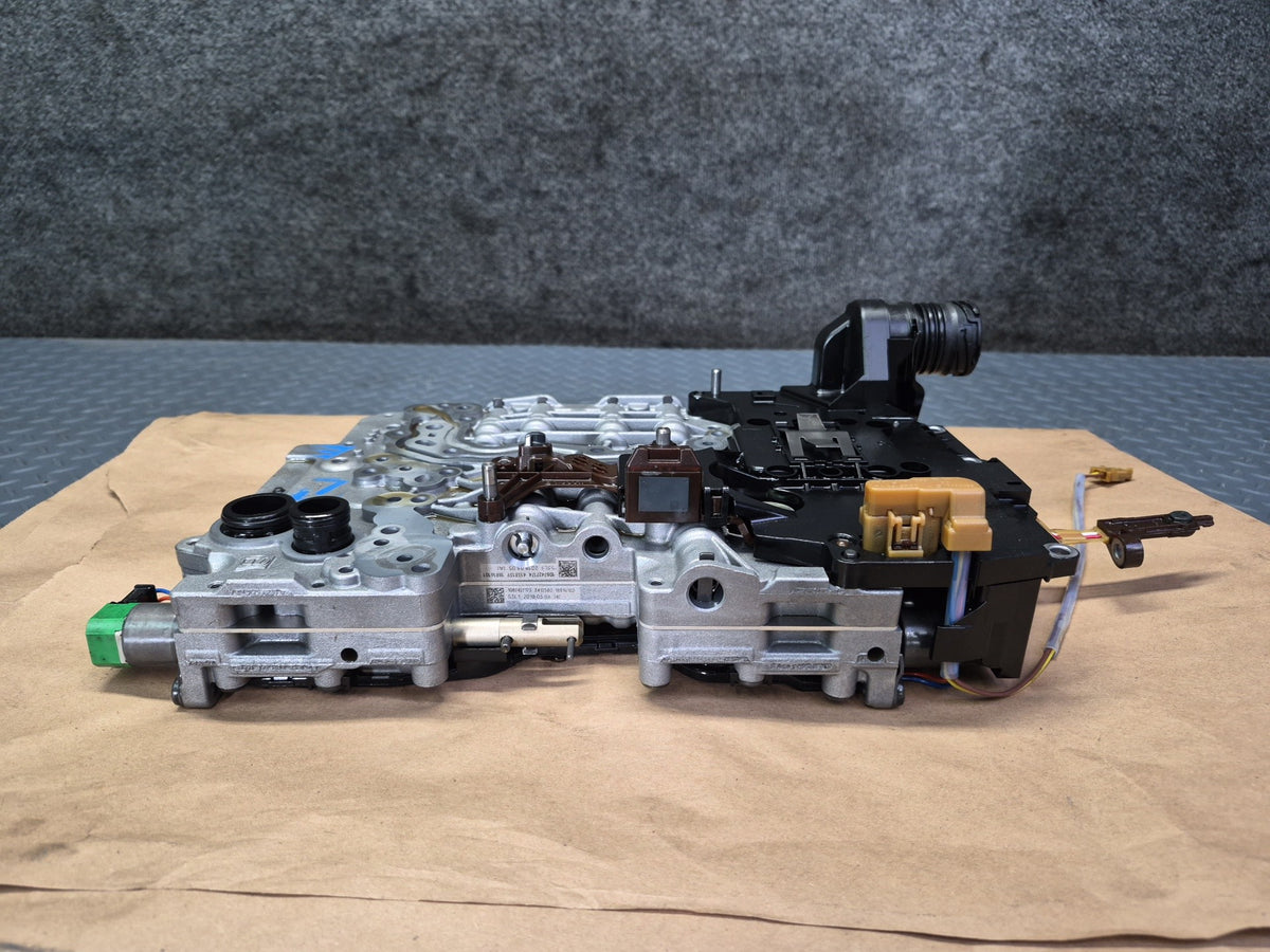 2017-2020 Maserati Levante M161 8HP-70 A/T Transmission Valve Body Mechatronic