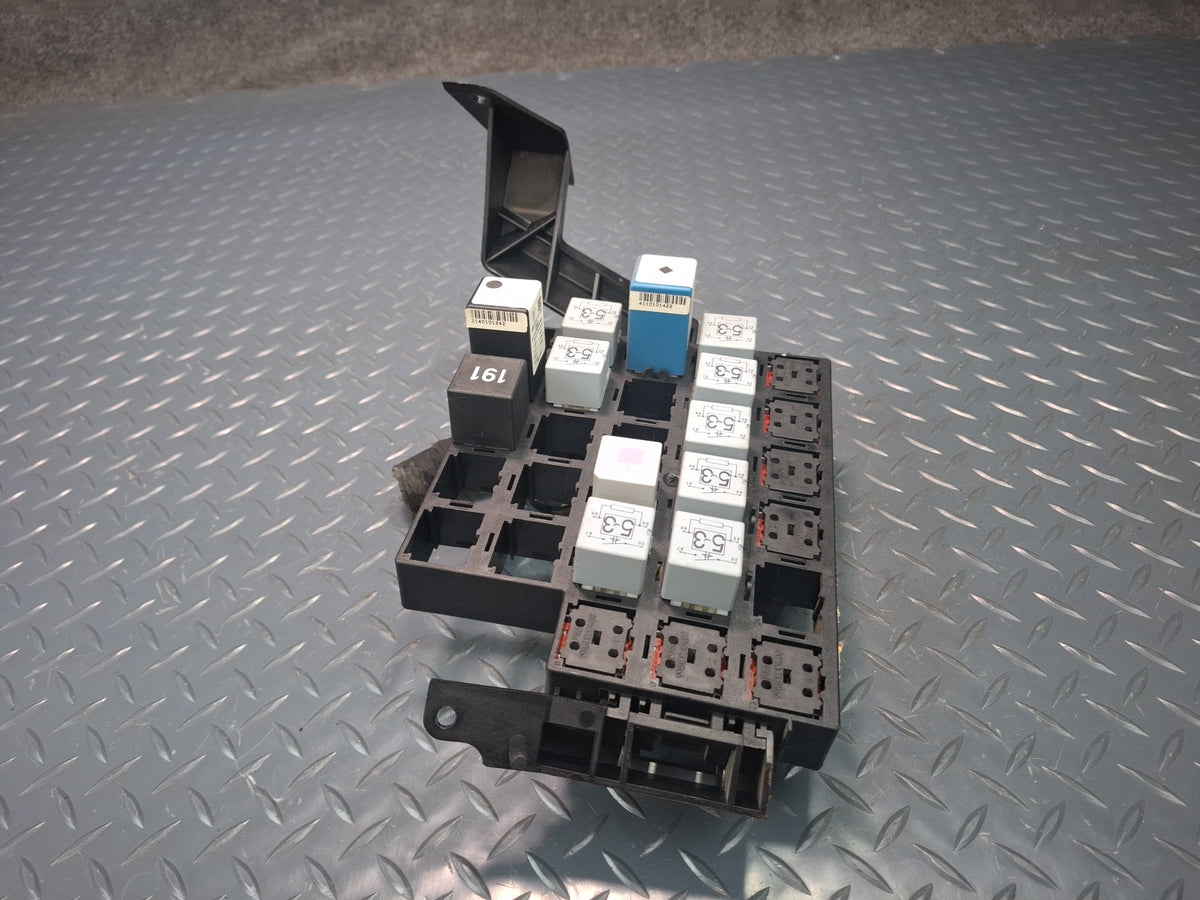 2001 Porsche 911 996 Junction Fuse Relay Box Module Unit