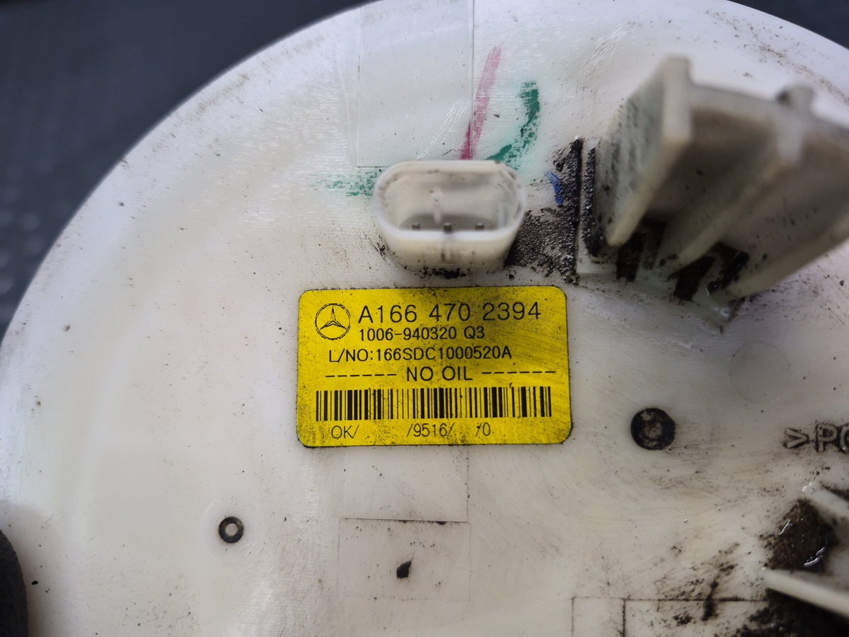 2012-2015 Mercedes W166 ML350 3.0 Diesel Fuel Pump Level Sensor Sending Unit Set