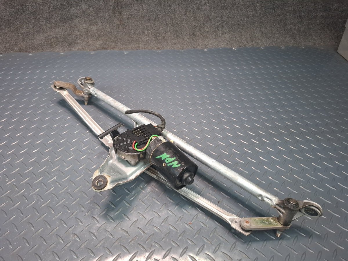 1999-2005 Porsche 911 996 Windshield Wiper Transmission Linkage w Motor