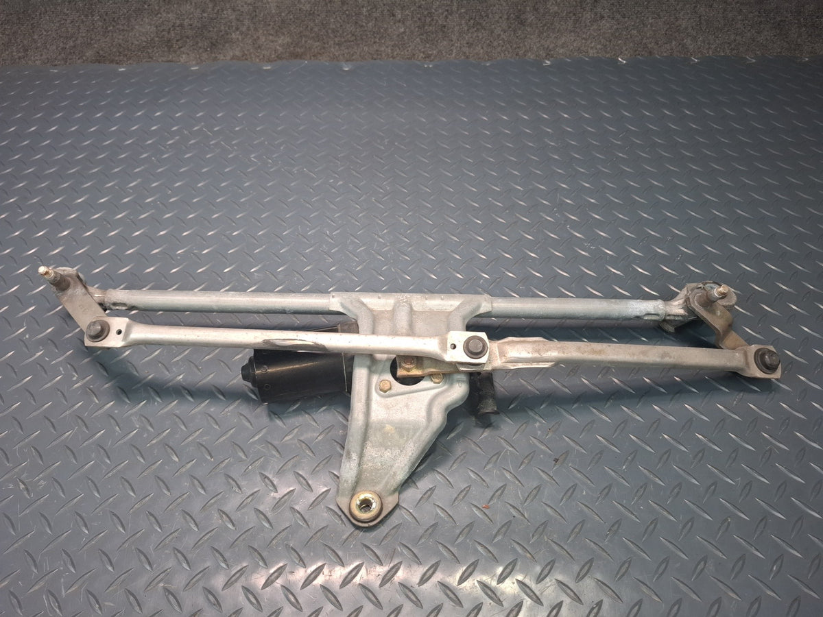 1999-2005 Porsche 911 996 Windshield Wiper Transmission Linkage w Motor
