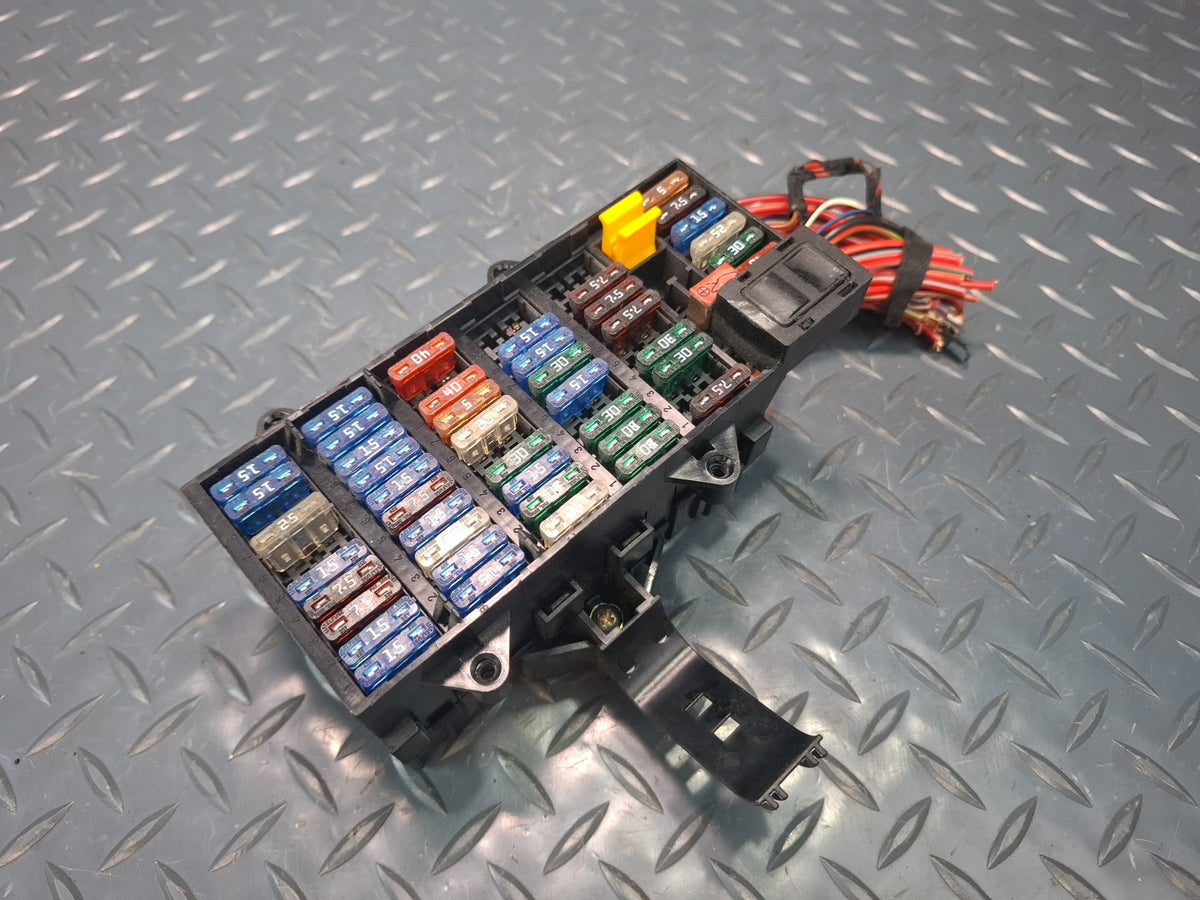 1999-2004 Porsche 911 996 Fuse Relay Box Module