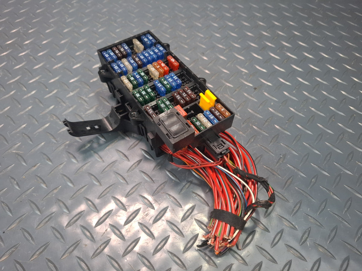 1999-2004 Porsche 911 996 Fuse Relay Box Module