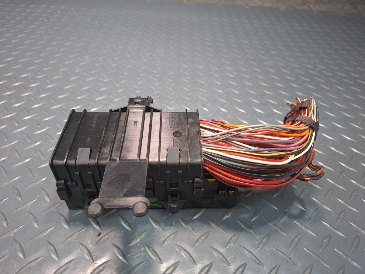1999-2004 Porsche 911 996 Fuse Relay Box Module