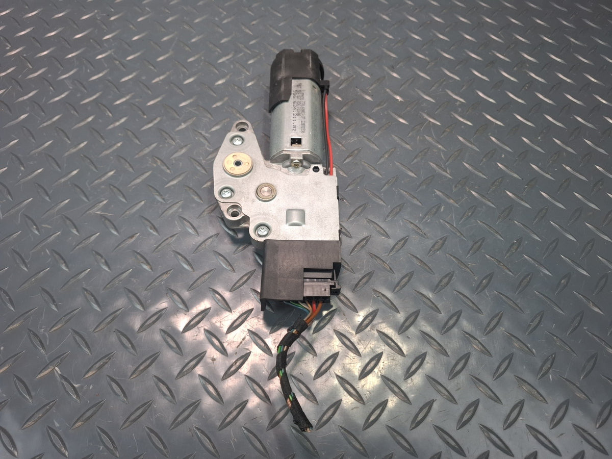 1999-2004 Porsche 911 996 Sunroof Motor Drive Unit 99662421102