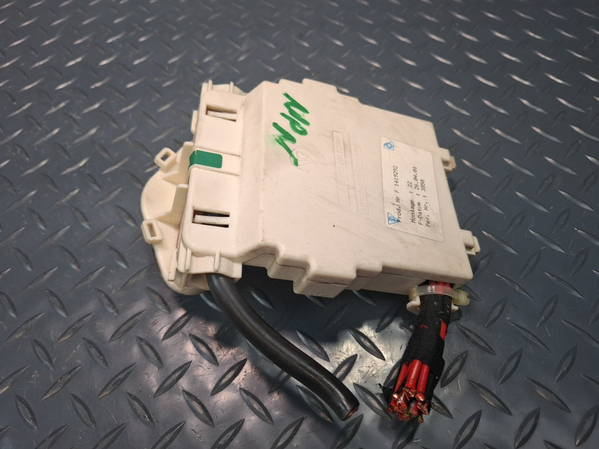 1999-2004 Porsche 911 996 Cabin Power Distribution Fuse Box 99661030300