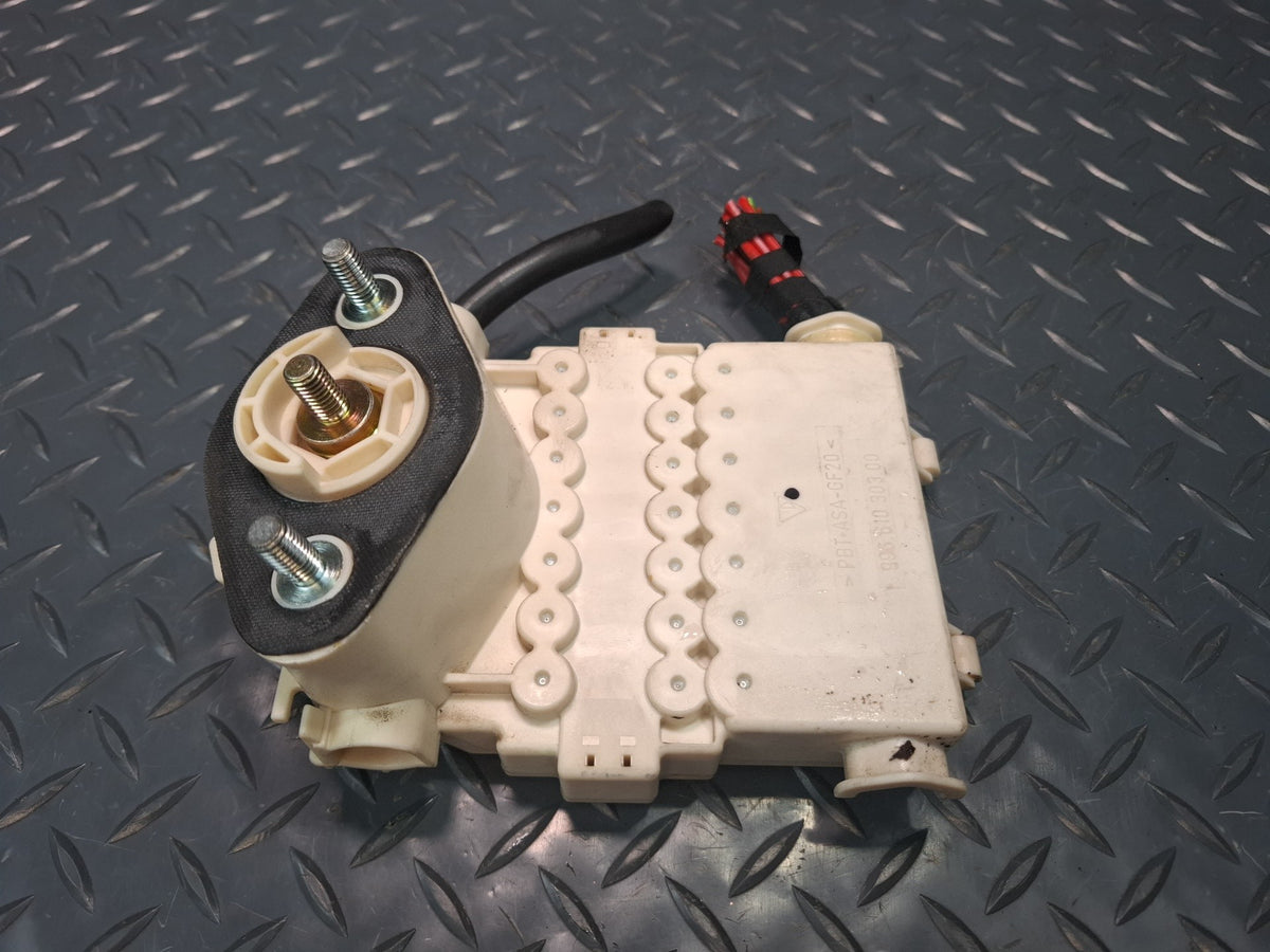 1999-2004 Porsche 911 996 Cabin Power Distribution Fuse Box 99661030300