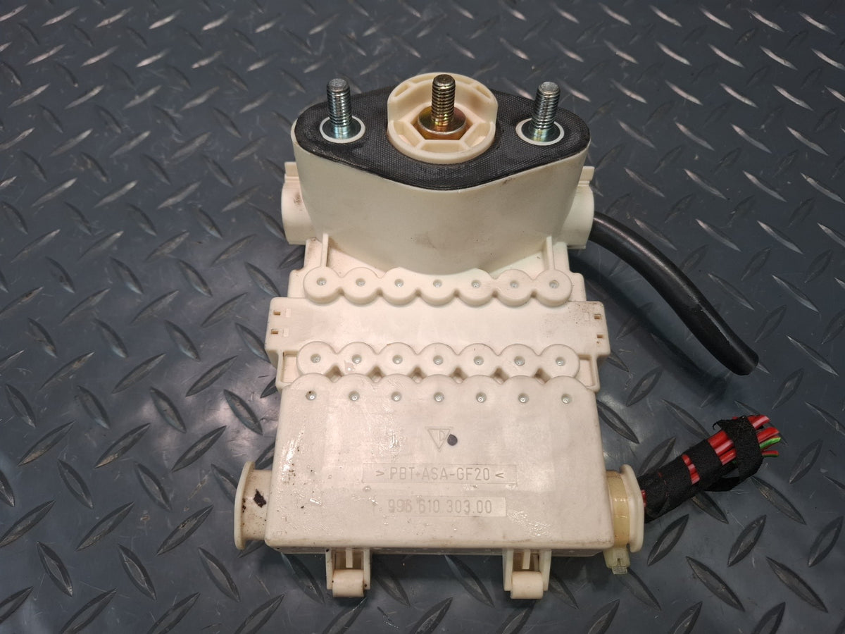 1999-2004 Porsche 911 996 Cabin Power Distribution Fuse Box 99661030300