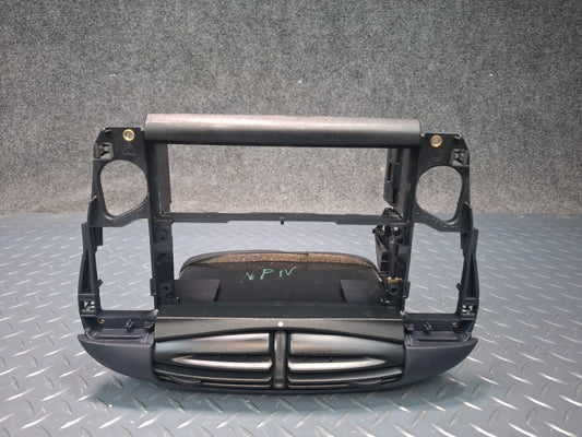 2000-2001 Porsche 911 Carrera 996 Dash Front Air Vent Grille w Radio Bracket