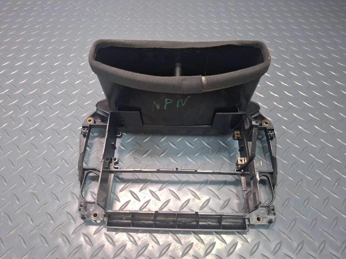 2000-2001 Porsche 911 Carrera 996 Dash Front Air Vent Grille w Radio Bracket