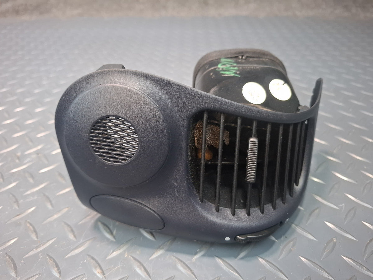 1999-2001 Porsche 911 996 Dash Front Left & Right A/C Air Vent Grille Set of 2