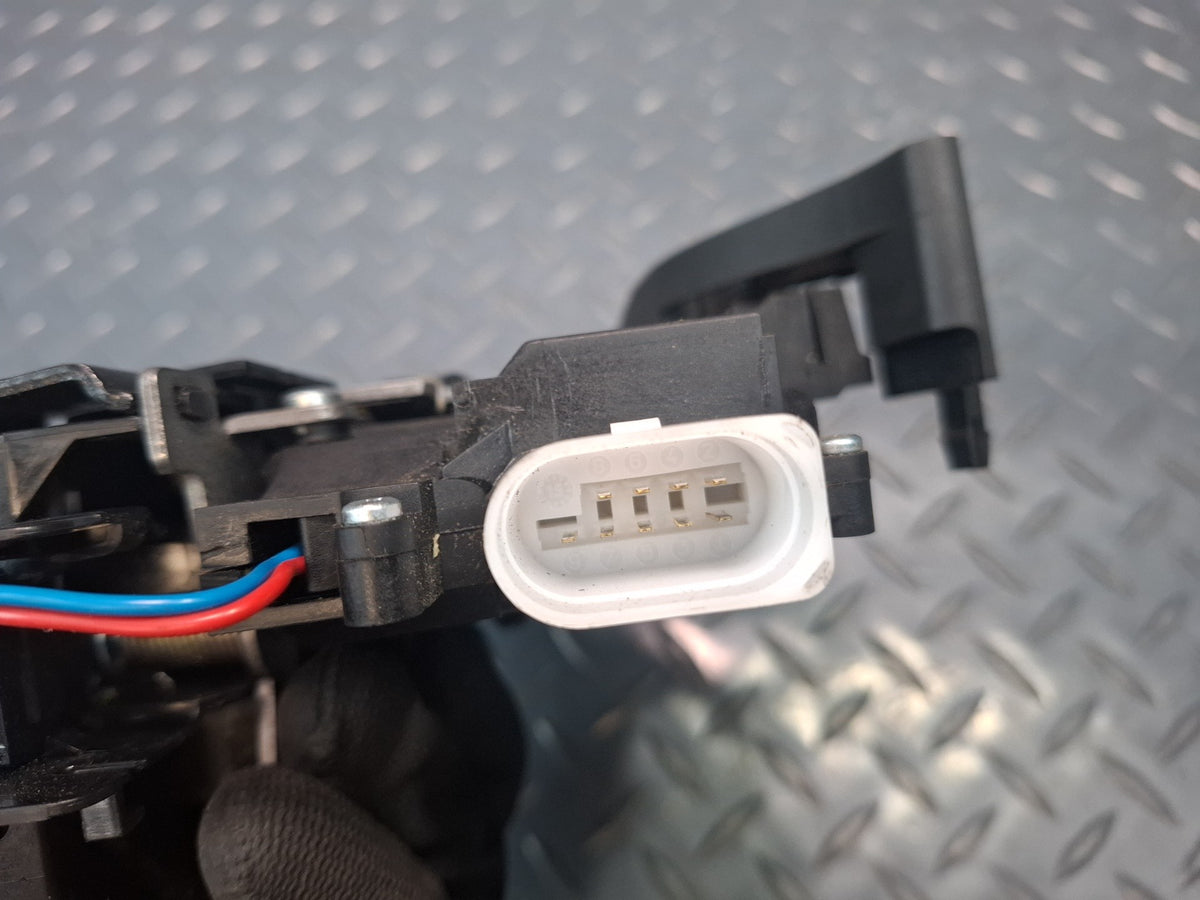 1999-2005 Porsche 911 996 Left Door Lock Latch Actuator 8N1837015C