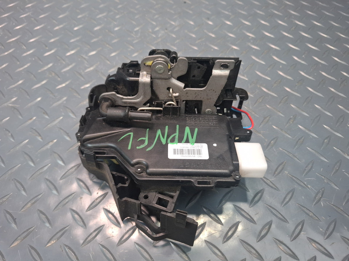1999-2005 Porsche 911 996 Left Door Lock Latch Actuator 8N1837015C