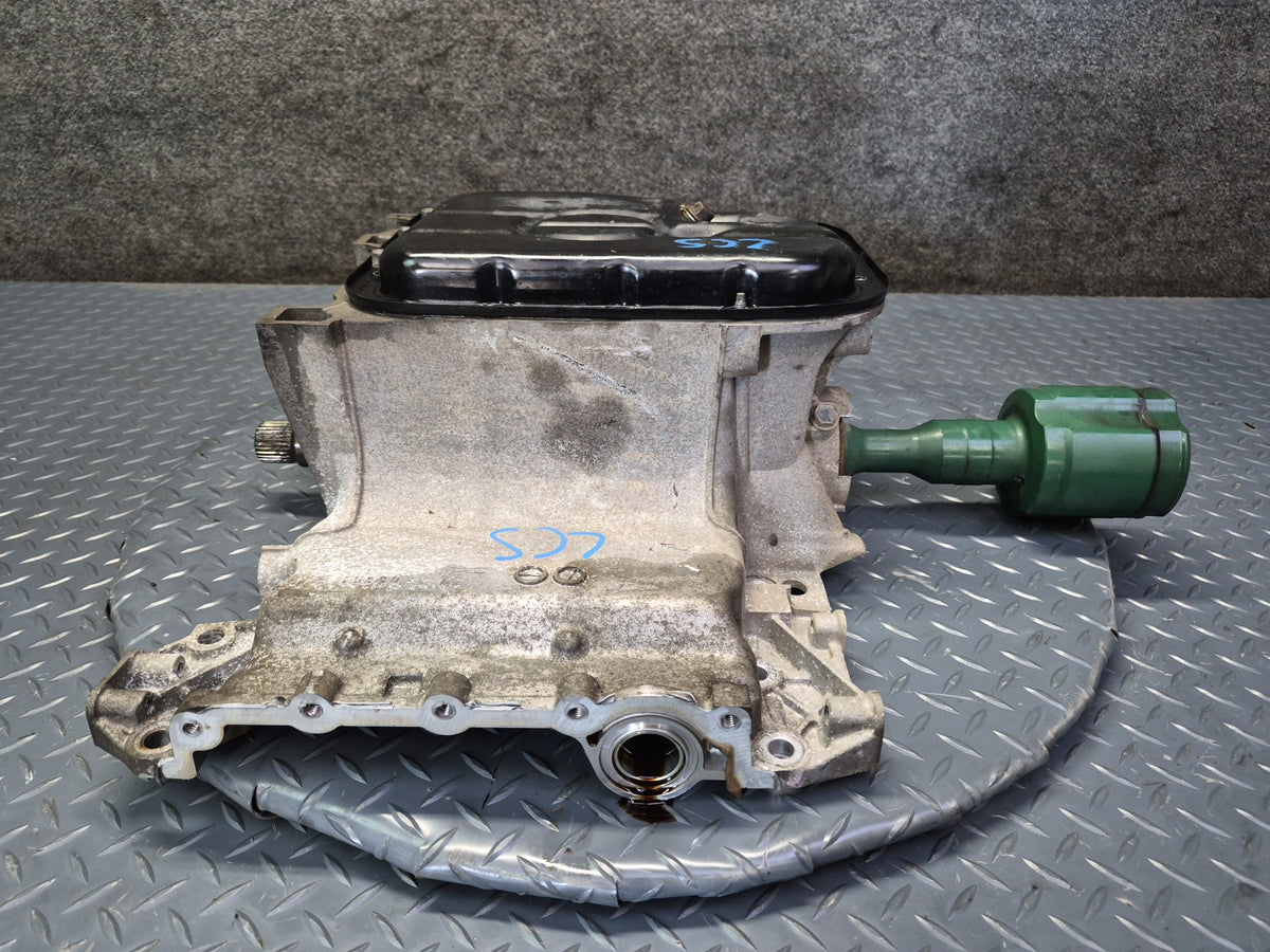 08-12 Lexus UVF46L LS600hL 2URFSE AWD Engine Motor Upper Oil Pan OEM