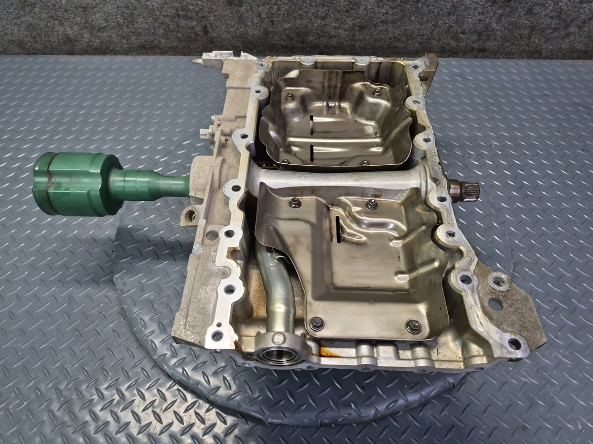08-12 Lexus UVF46L LS600hL 2URFSE AWD Engine Motor Upper Oil Pan OEM