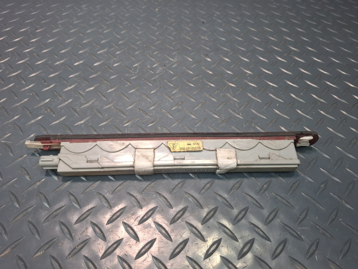 1999-2004 Porsche 911 996 Rear 3RD Third Center Brake Stop Light Lamp 9966310500