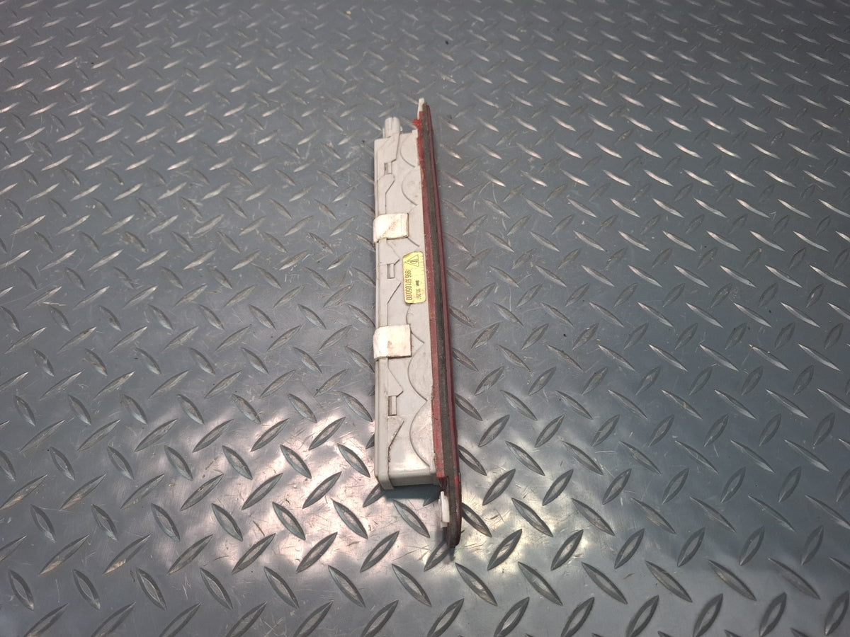 1999-2004 Porsche 911 996 Rear 3RD Third Center Brake Stop Light Lamp 9966310500