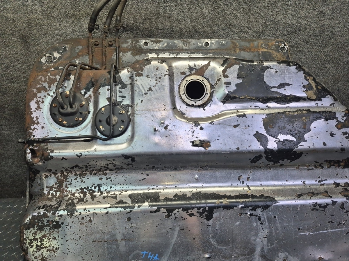 94-96 Toyota Hiace KZH106W 1KZ-TE 4WD Fuel Tank Unit w Filler Neck OEM
