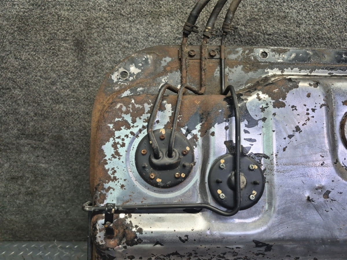 94-96 Toyota Hiace KZH106W 1KZ-TE 4WD Fuel Tank Unit w Filler Neck OEM