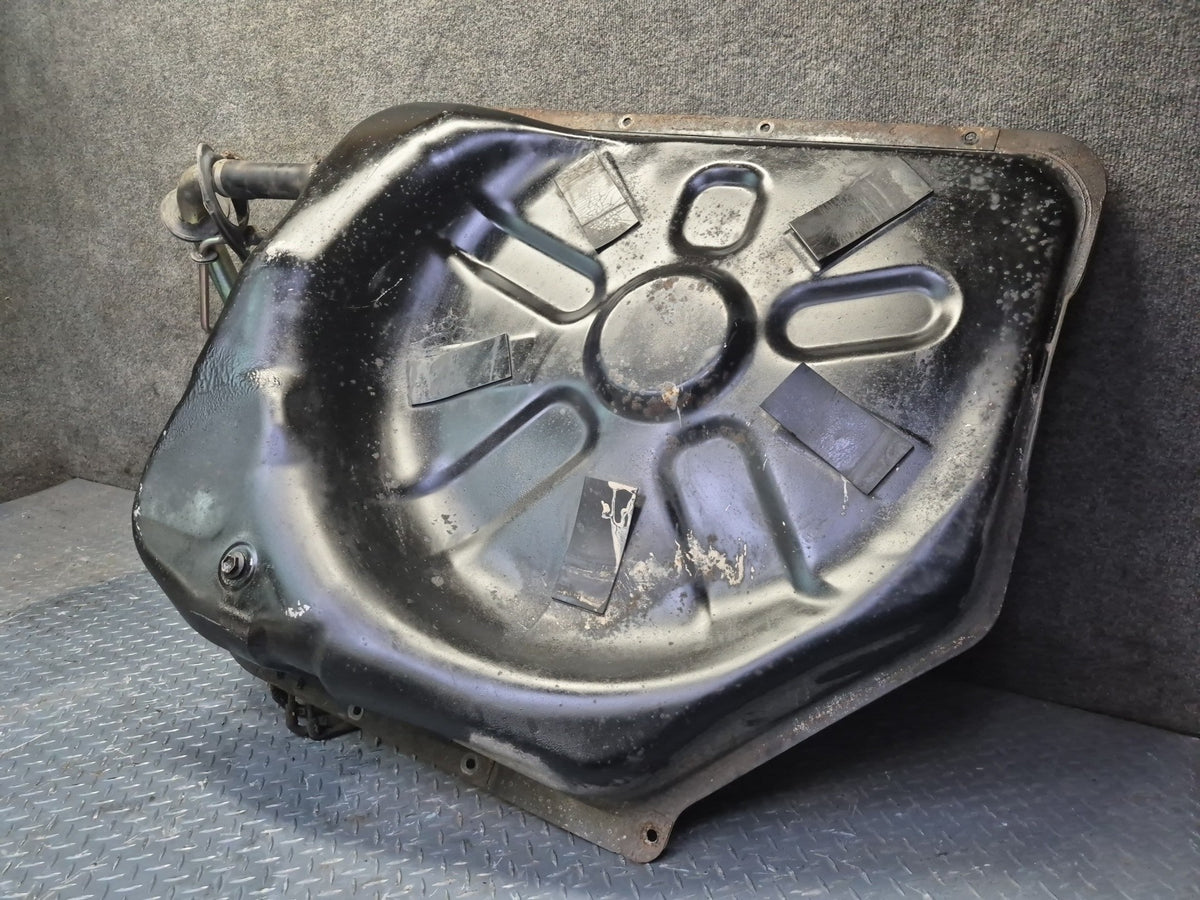 94-96 Toyota Hiace KZH106W 1KZ-TE 4WD Fuel Tank Unit w Filler Neck OEM