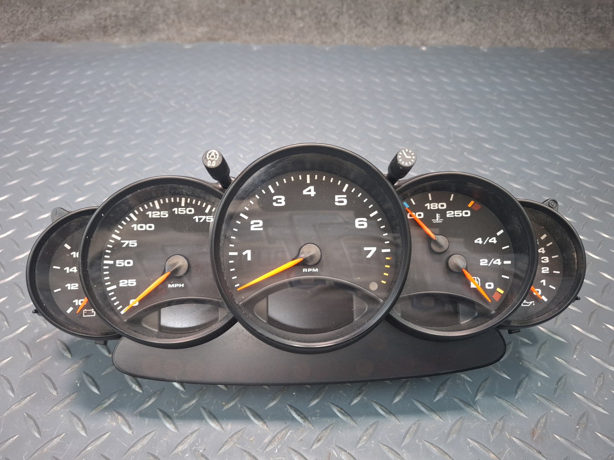 2000-2001 Porsche 911 996 M/T Instrument Cluster Gauge Speedometer 99664110302