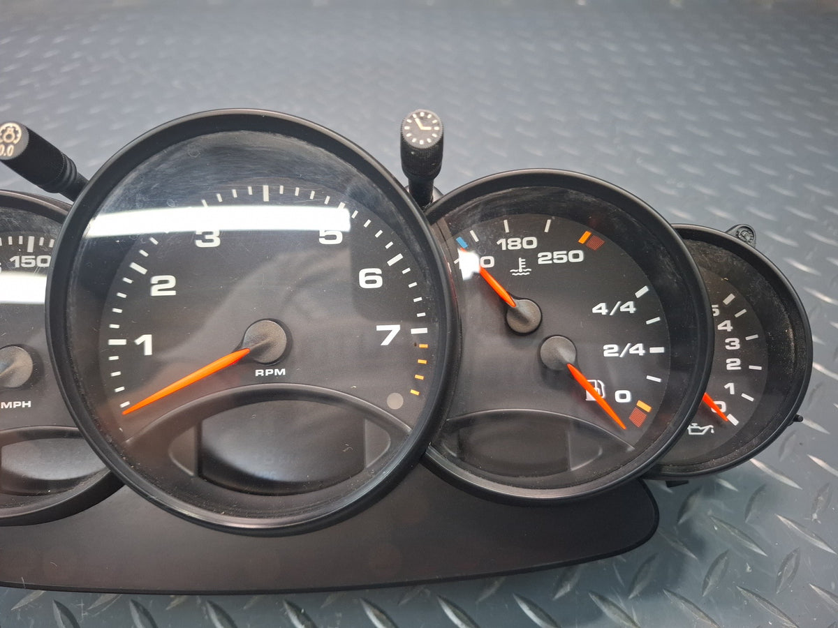 2000-2001 Porsche 911 996 M/T Instrument Cluster Gauge Speedometer 99664110302