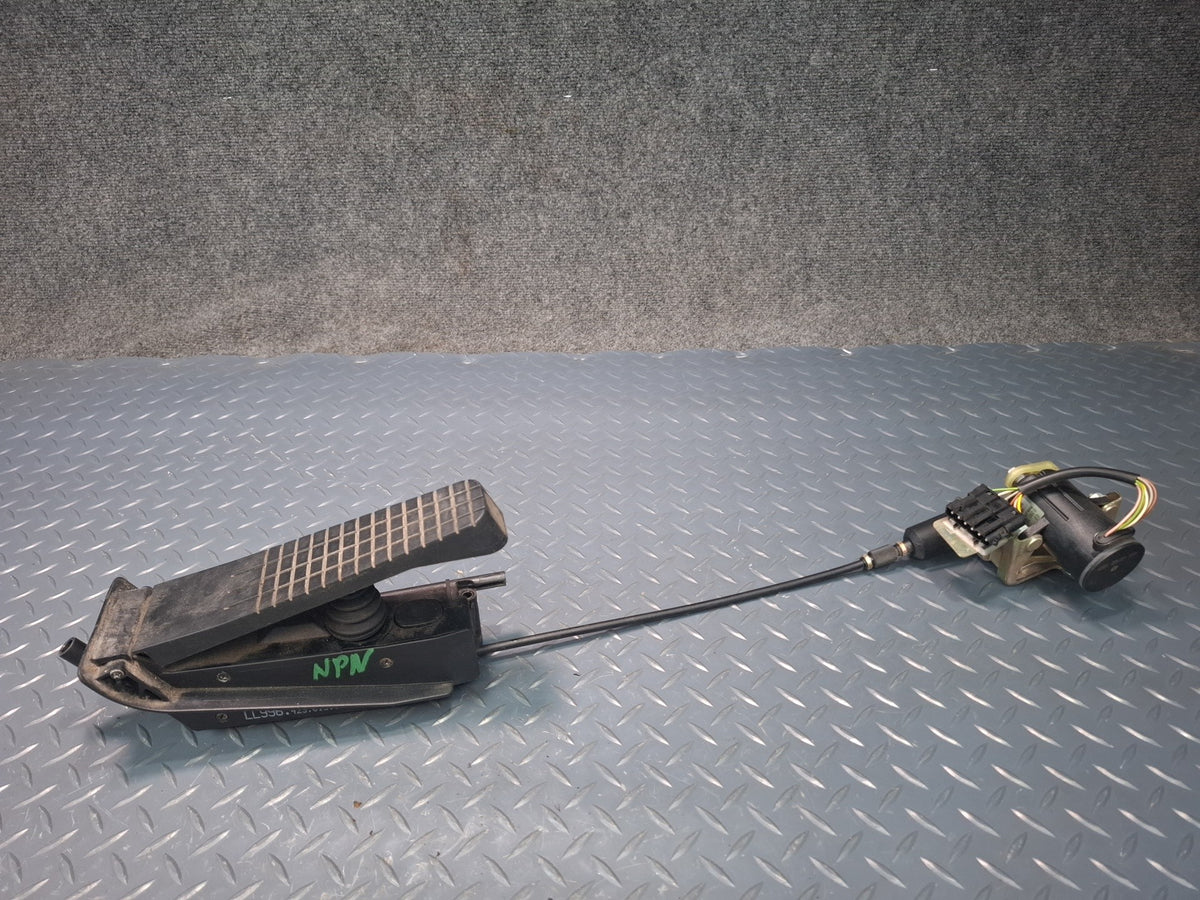 1999-2005 Porsche 911 Carrera 996 M/T Acceleration Gas Brake Clutch Pedal Set
