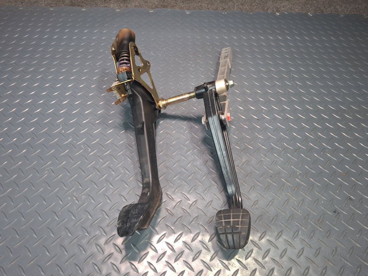 1999-2005 Porsche 911 Carrera 996 M/T Acceleration Gas Brake Clutch Pedal Set