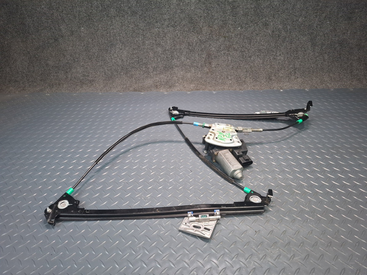 1999-2004 Porsche 911 996 Left Door Window Regulator w Motor 99654207504