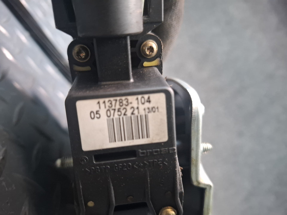 1999-2004 Porsche 911 996 Left Door Window Regulator w Motor 99654207504