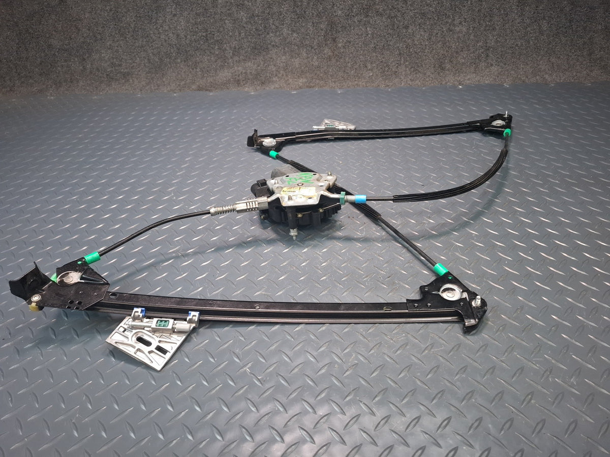 1999-2004 Porsche 911 996 Left Door Window Regulator w Motor 99654207504