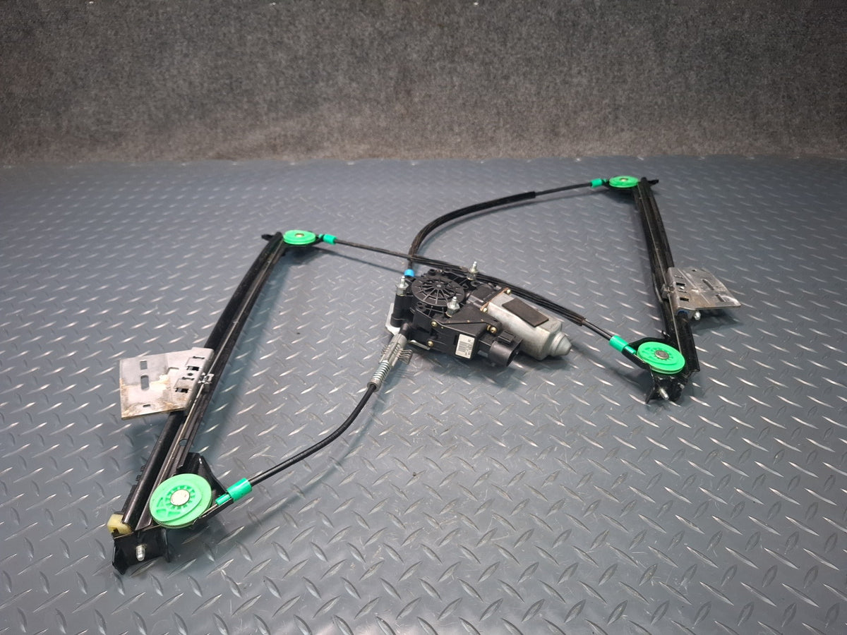 1999-2004 Porsche 911 996 Left Door Window Regulator w Motor 99654207504