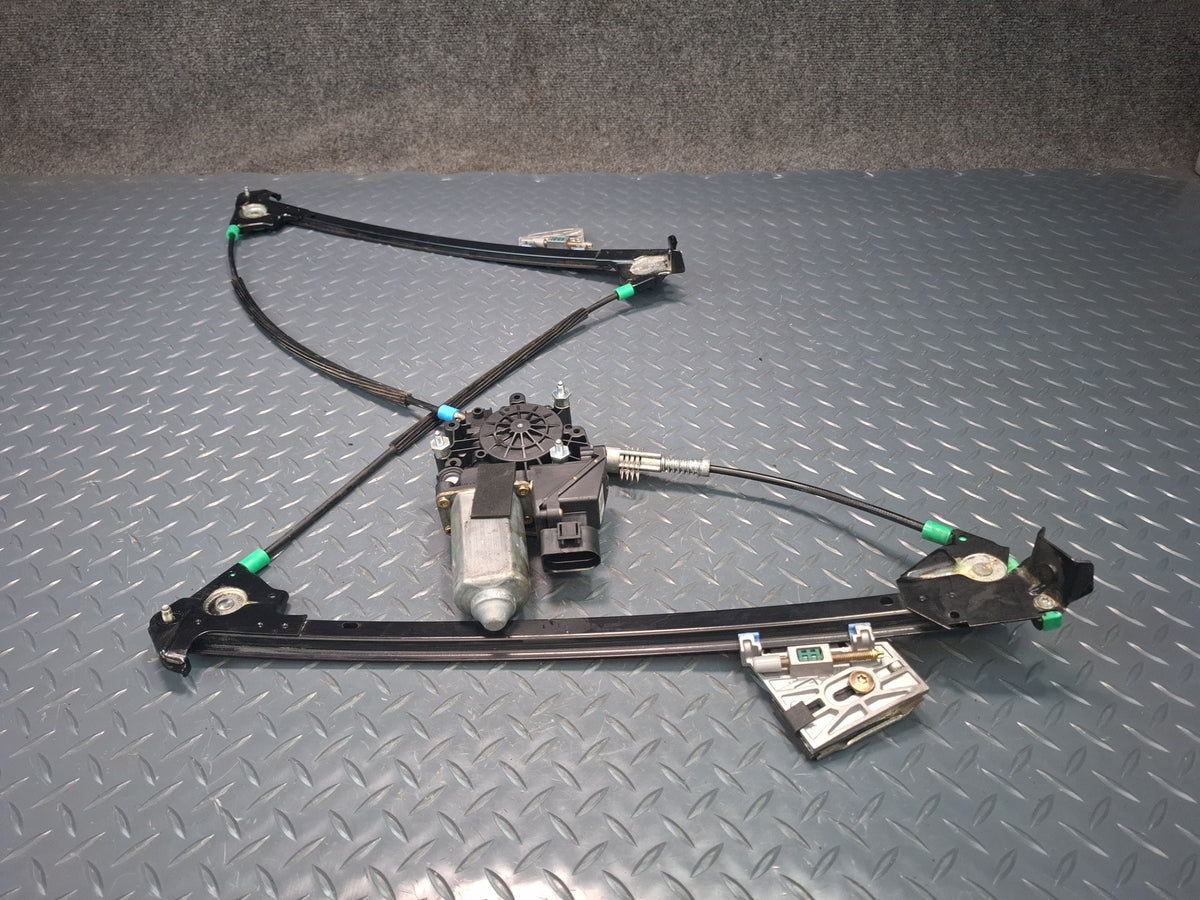 1999-2004 Porsche 911 996 Right Door Window Regulator w Motor 99662410203