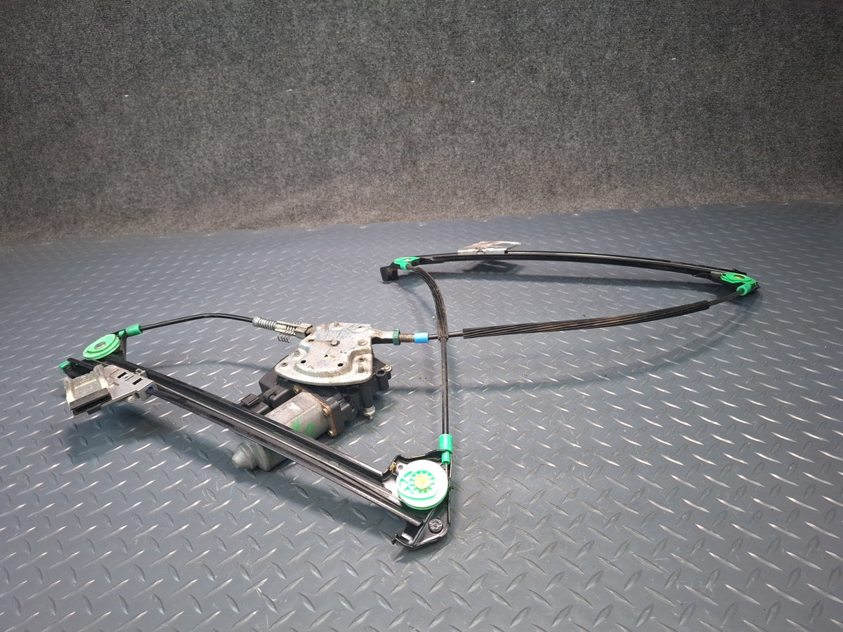 1999-2004 Porsche 911 996 Right Door Window Regulator w Motor 99662410203