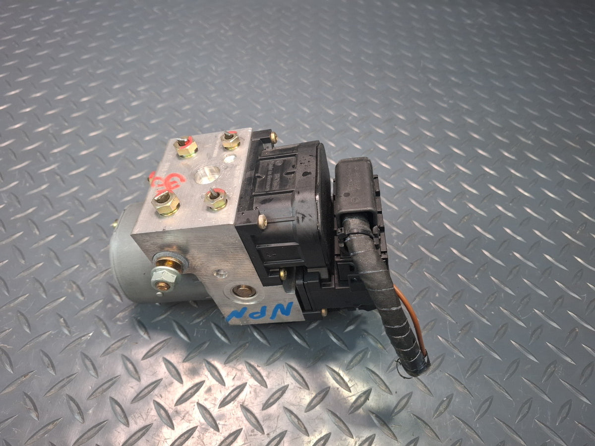 1999-2004 Porsche 911 996 Anti Lock Brake ABS Pump Module 0273004178