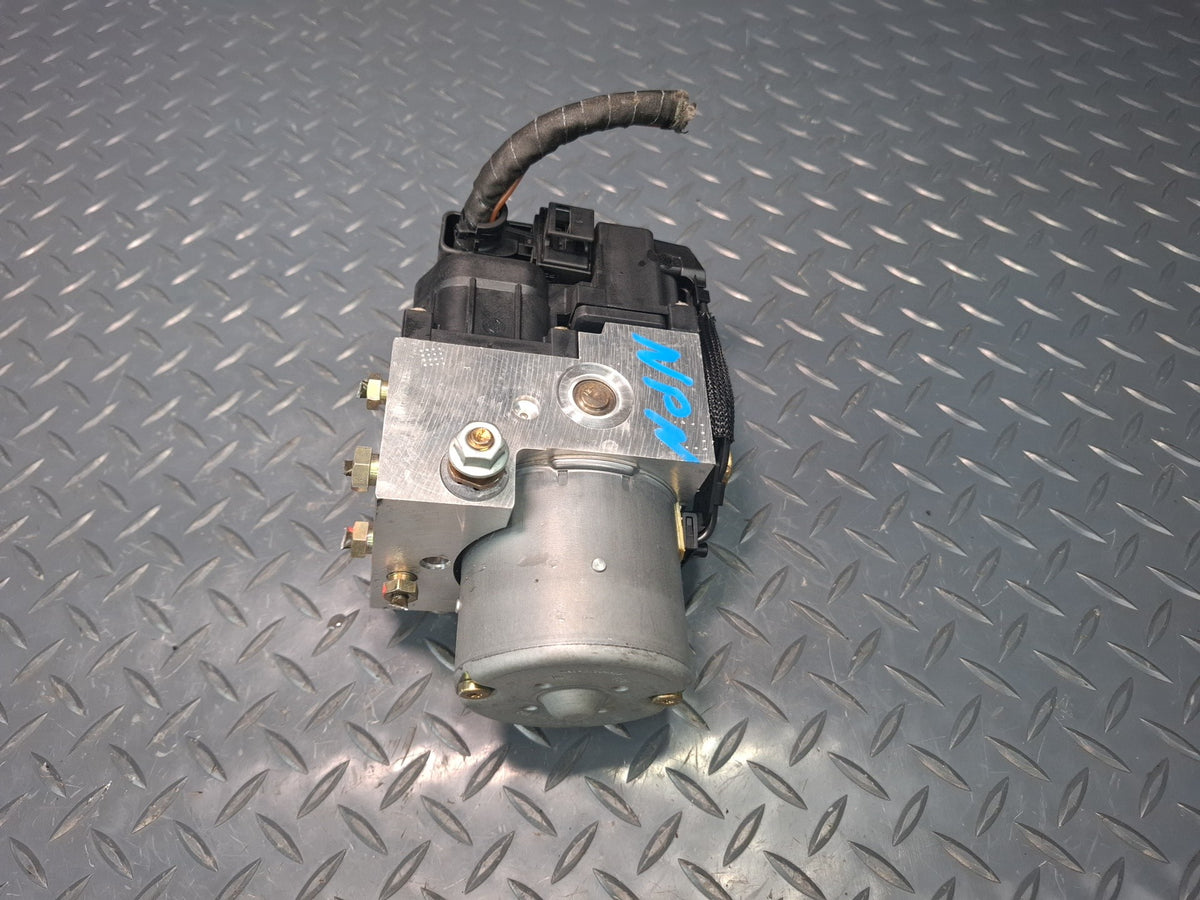 1999-2004 Porsche 911 996 Anti Lock Brake ABS Pump Module 0273004178
