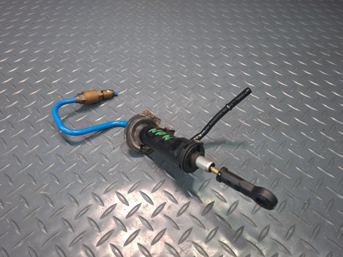 1999-2005 Porsche 911 996 Manual Transmission Clutch Master Cylinder