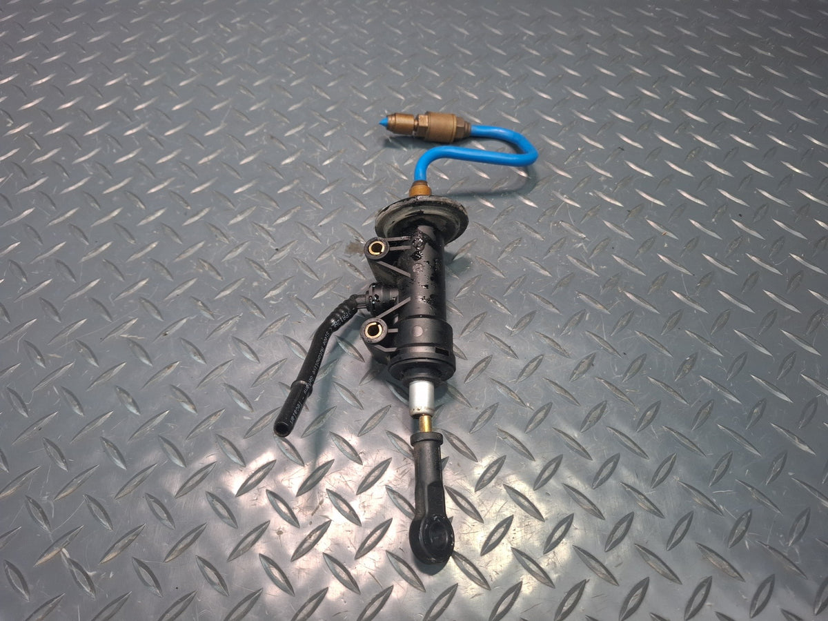 1999-2005 Porsche 911 996 Manual Transmission Clutch Master Cylinder