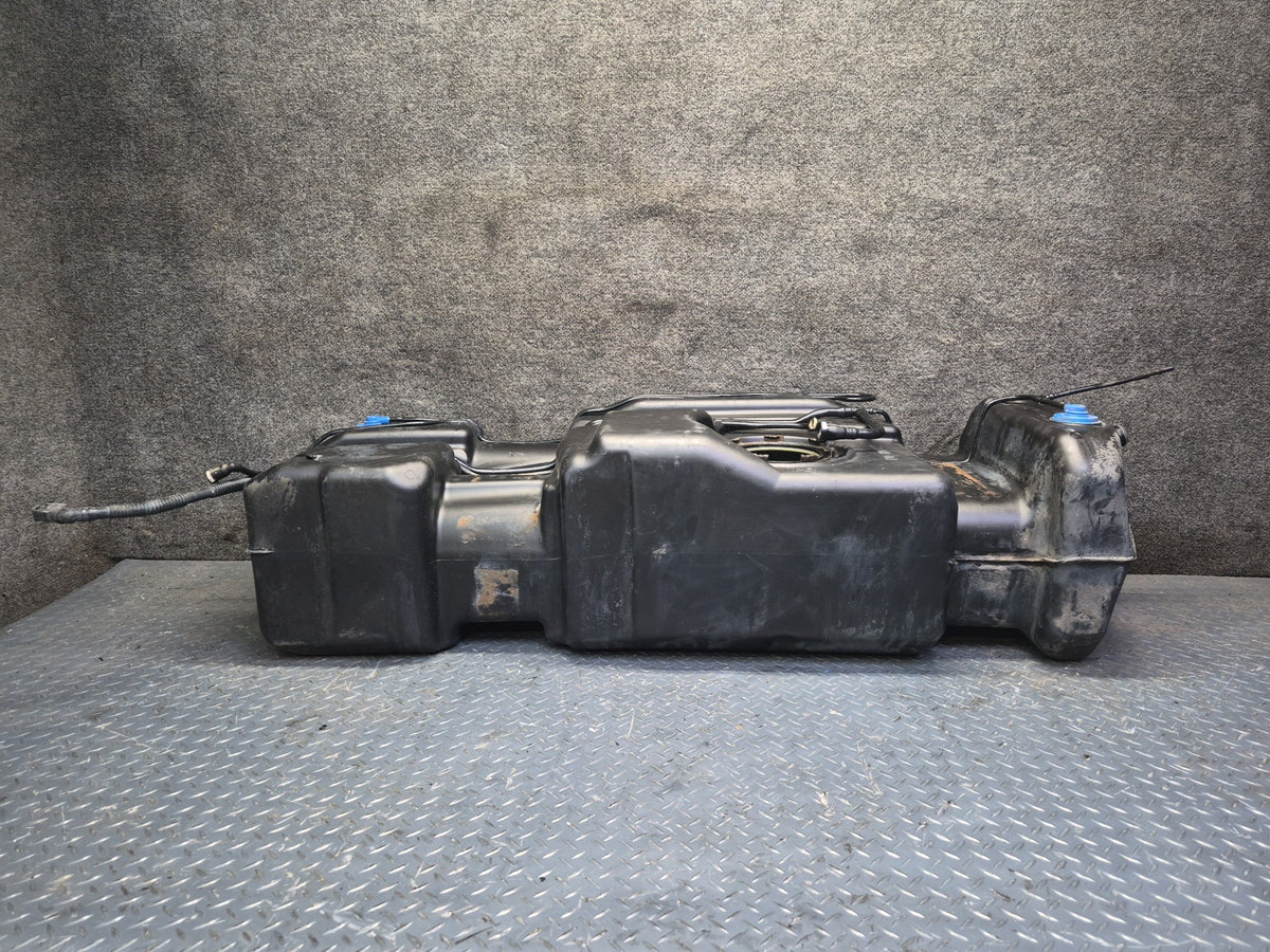 2004-2007 Hummer H2 6.0L Gas Fuel Tank Unit