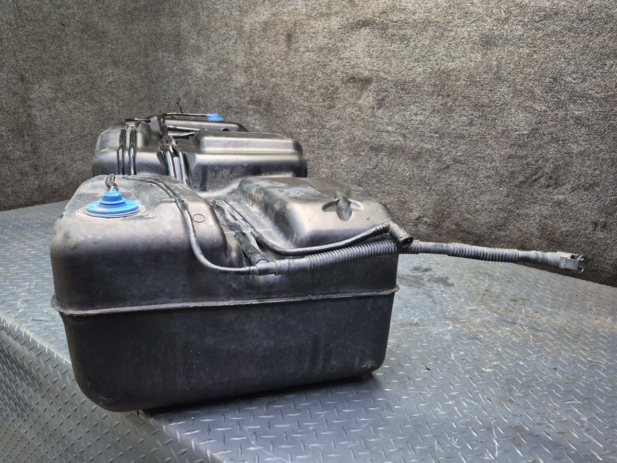 2004-2007 Hummer H2 6.0L Gas Fuel Tank Unit